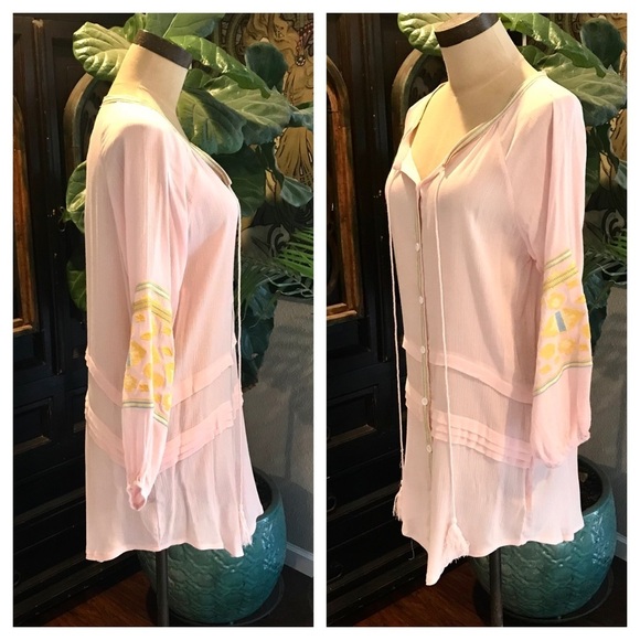 Lilou soft pink boho tribal embroidered button top - Picture 4 of 8